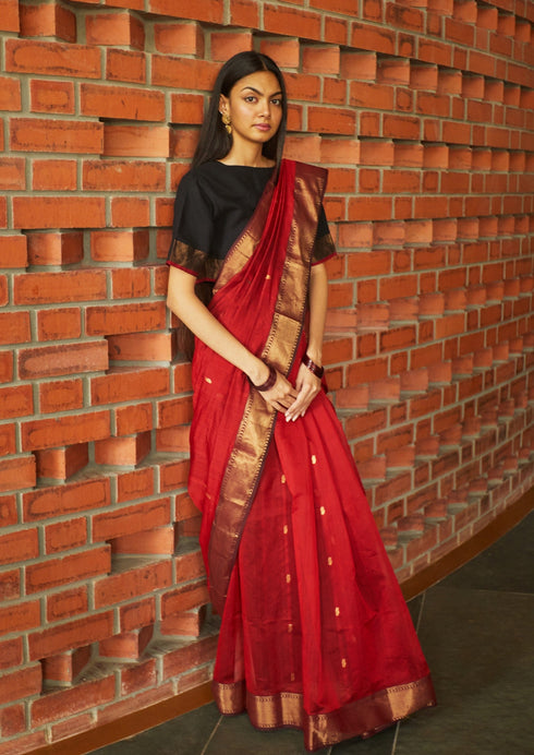 Handwoven Silk Cotton Red Maheshwari  Saree